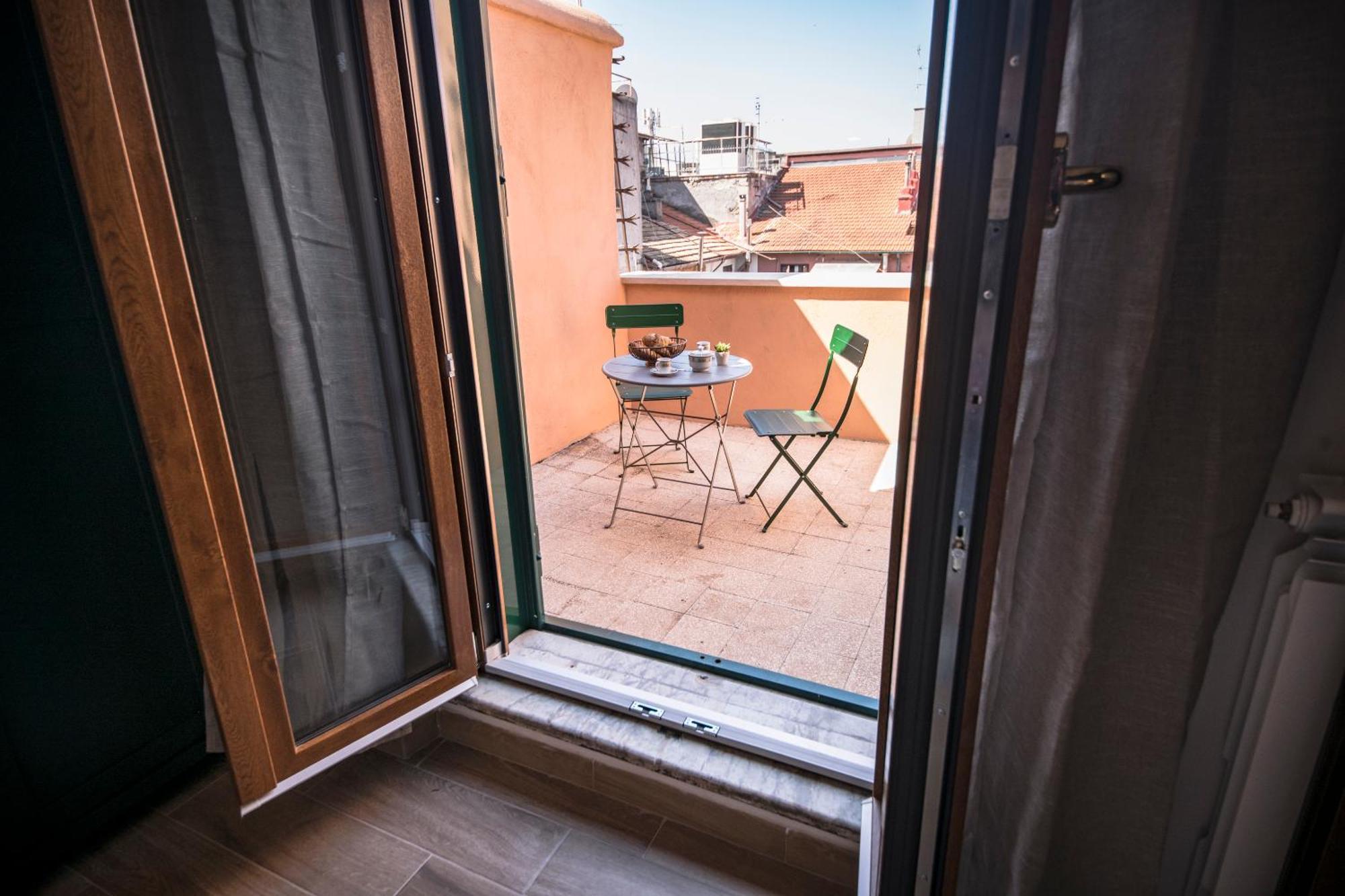 Roof Terrace Sophie, Repubblica Termini Station Apartment